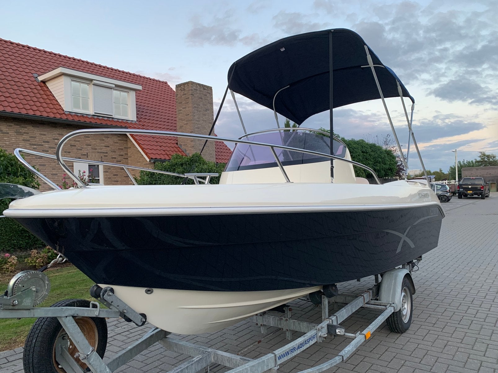 Prins 550 met Honda 50 pk 4t en trailer, Ophalen, Zo goed als nieuw, 30 tot 50 pk, 50 pk