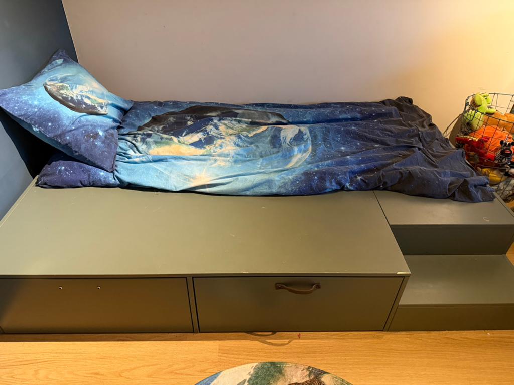 T.e.a.b. VT wonen stage kinderbed, moet weg!, Ophalen, Gebruikt, 100 cm of meer, Lattenbodem