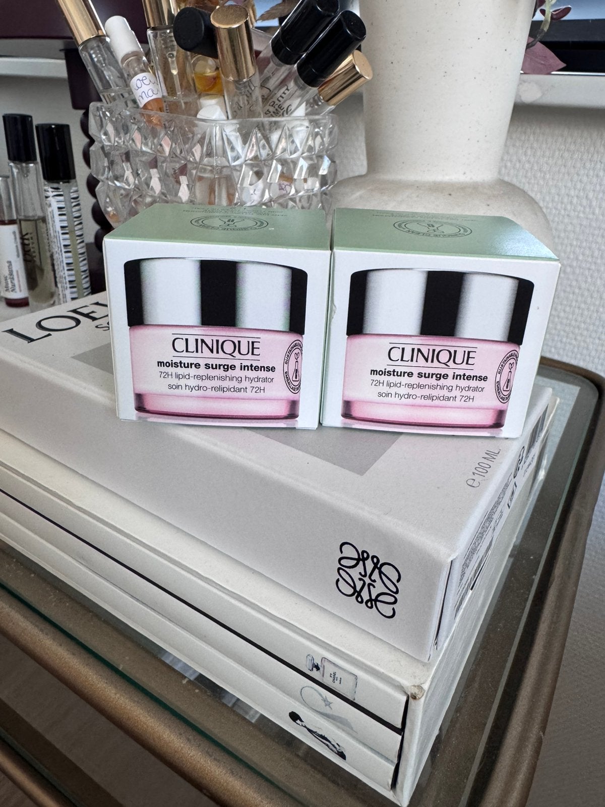 Nieuw 2 stuks Clinique moisture surge intens, Ophalen of Verzenden, Nieuw, Gehele gezicht, Verzorging