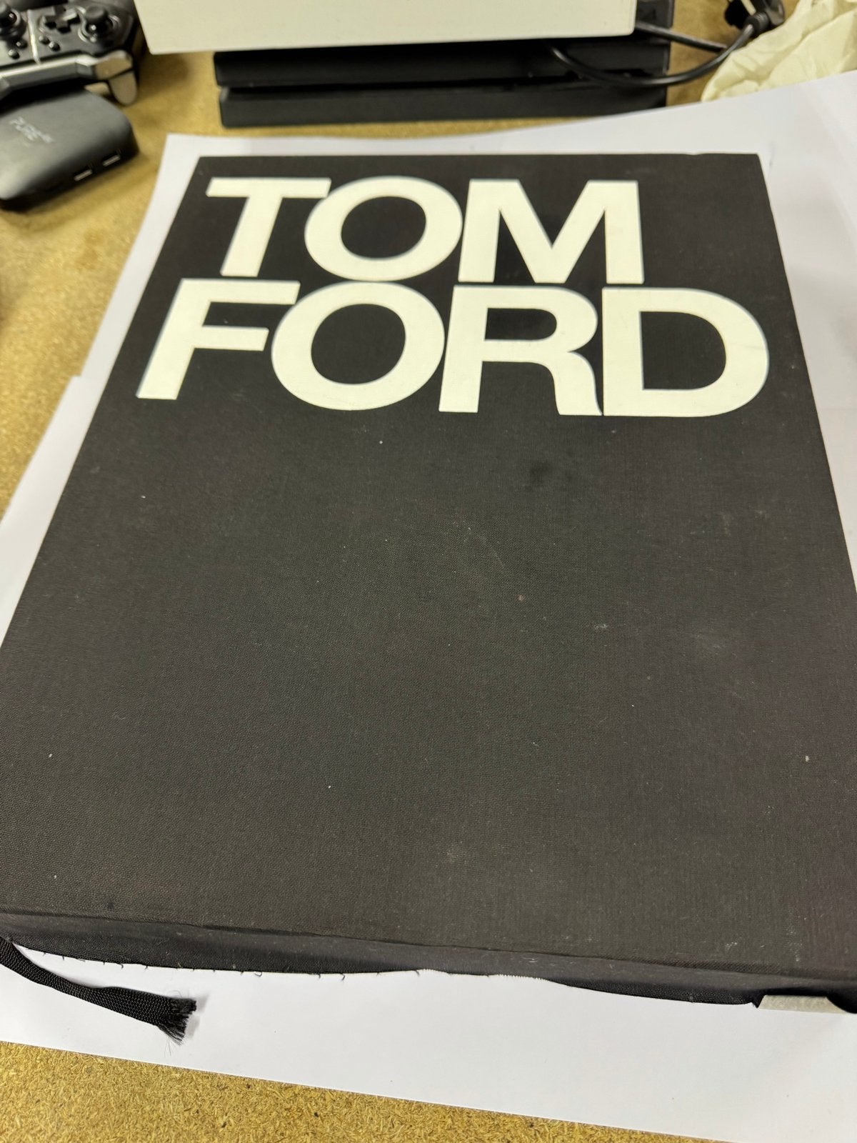 Tom Ford Boek - Mode, Design en Fotografie, Ophalen of Verzenden, Gelezen, Amerika