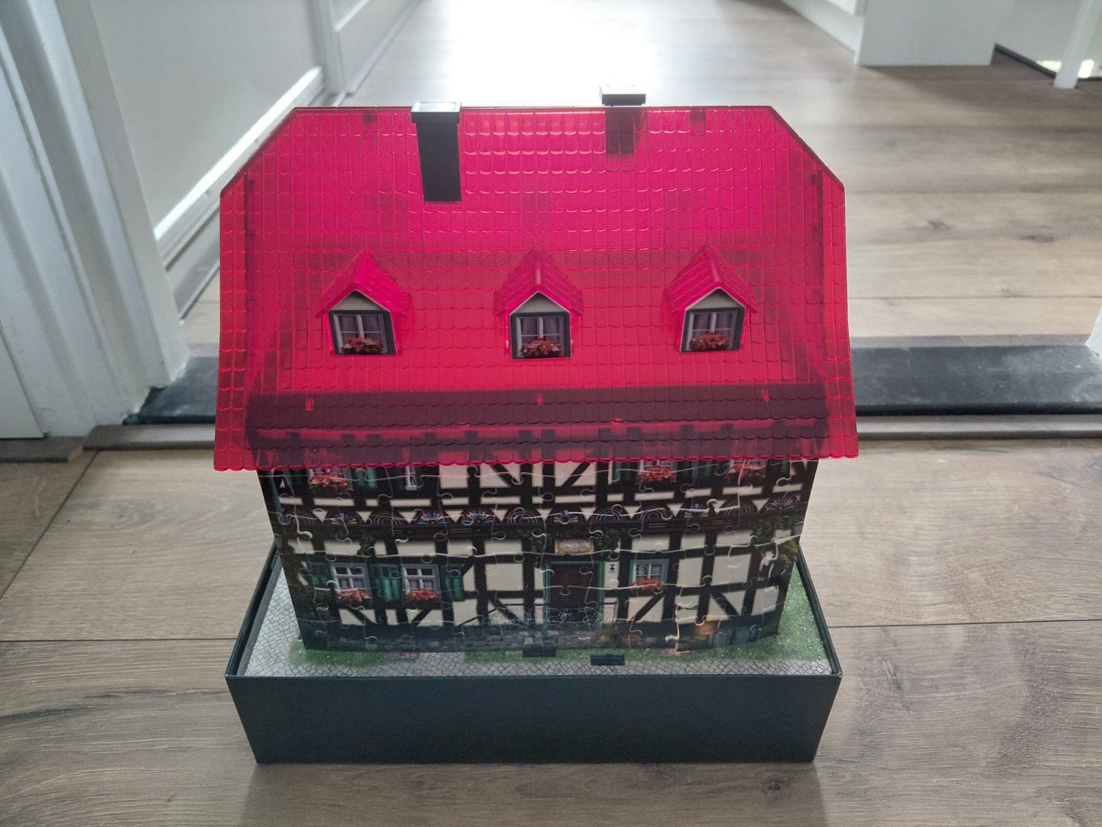 Ravensburger 3D Puzzel Vakwerkhuis met LED Verlichting, Ophalen, Zo goed als nieuw, Bouwen, Met licht