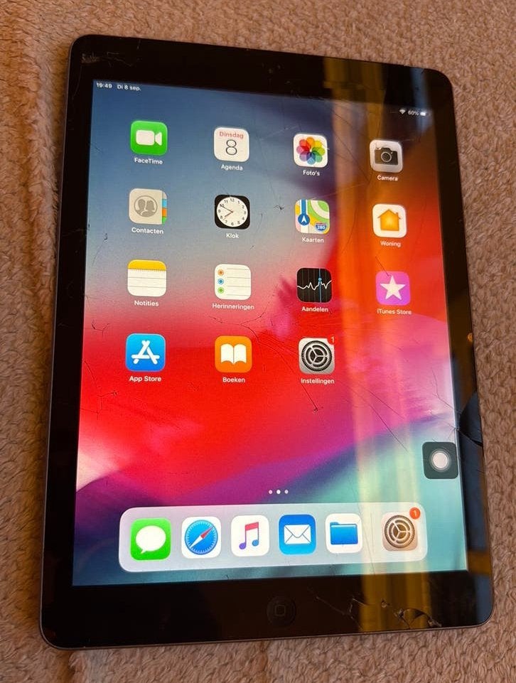 Apple ipad Air 1e generatie defect (lees omschrijving), Computers en Software, 10 inch, Gebruikt, Apple iPad, Ophalen of Verzenden