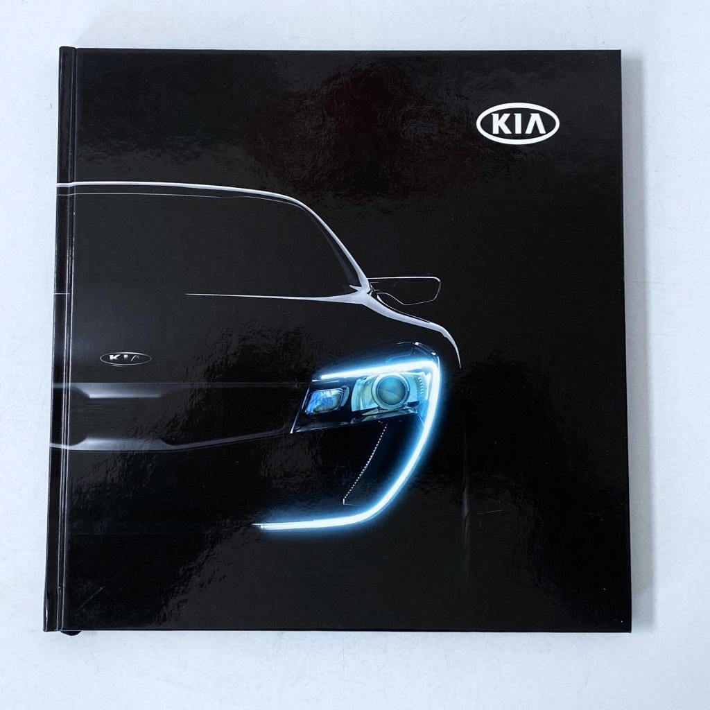 KIA – Geschiedenis in Nederland, Boeken, Auto's | Boeken, Verzenden, Zo goed als nieuw, Overige merken