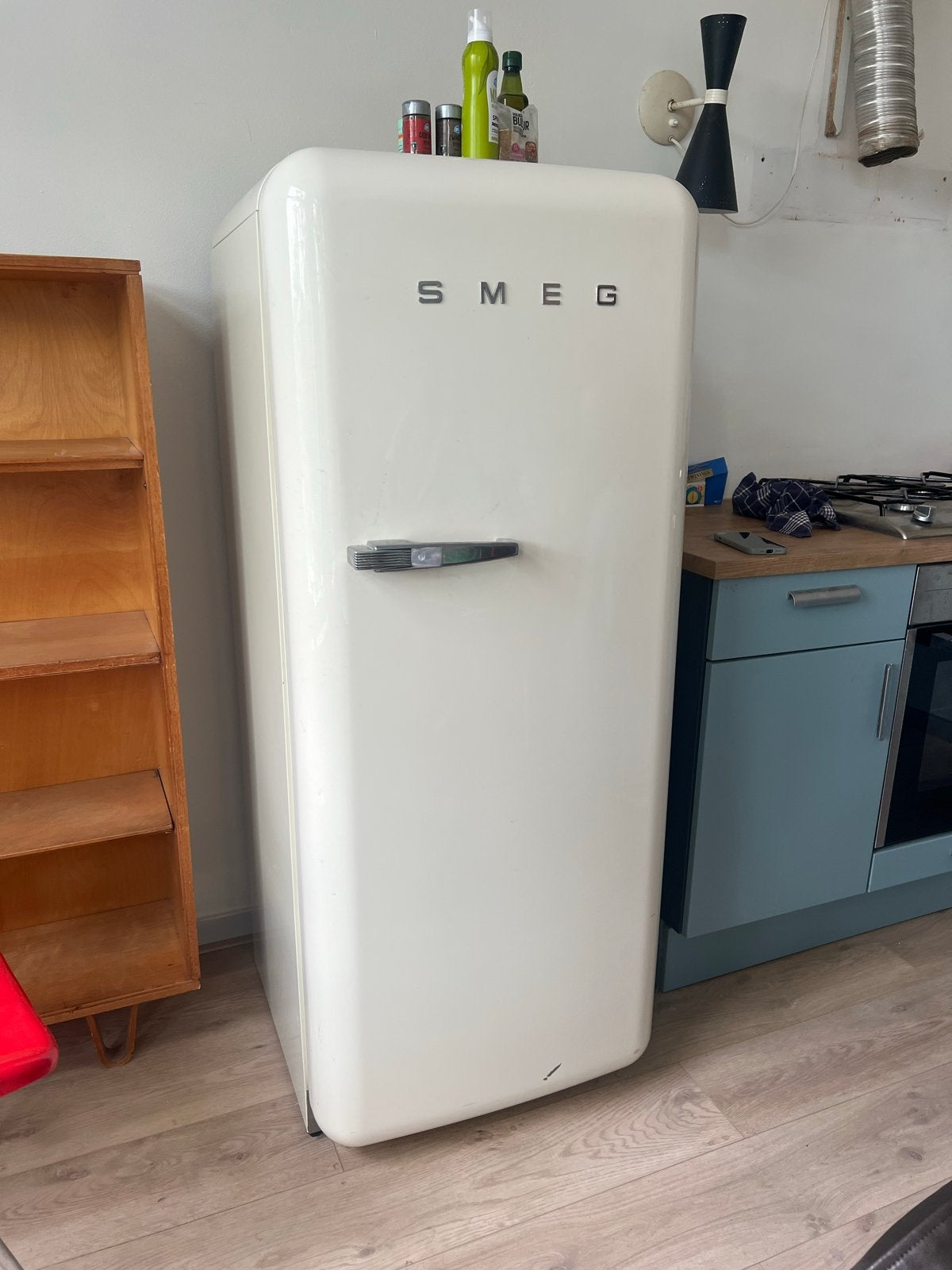 Smeg koelkast met vriesvak - Crème wit, Ophalen, 150 tot 200 liter, Gebruikt, 60 cm of meer