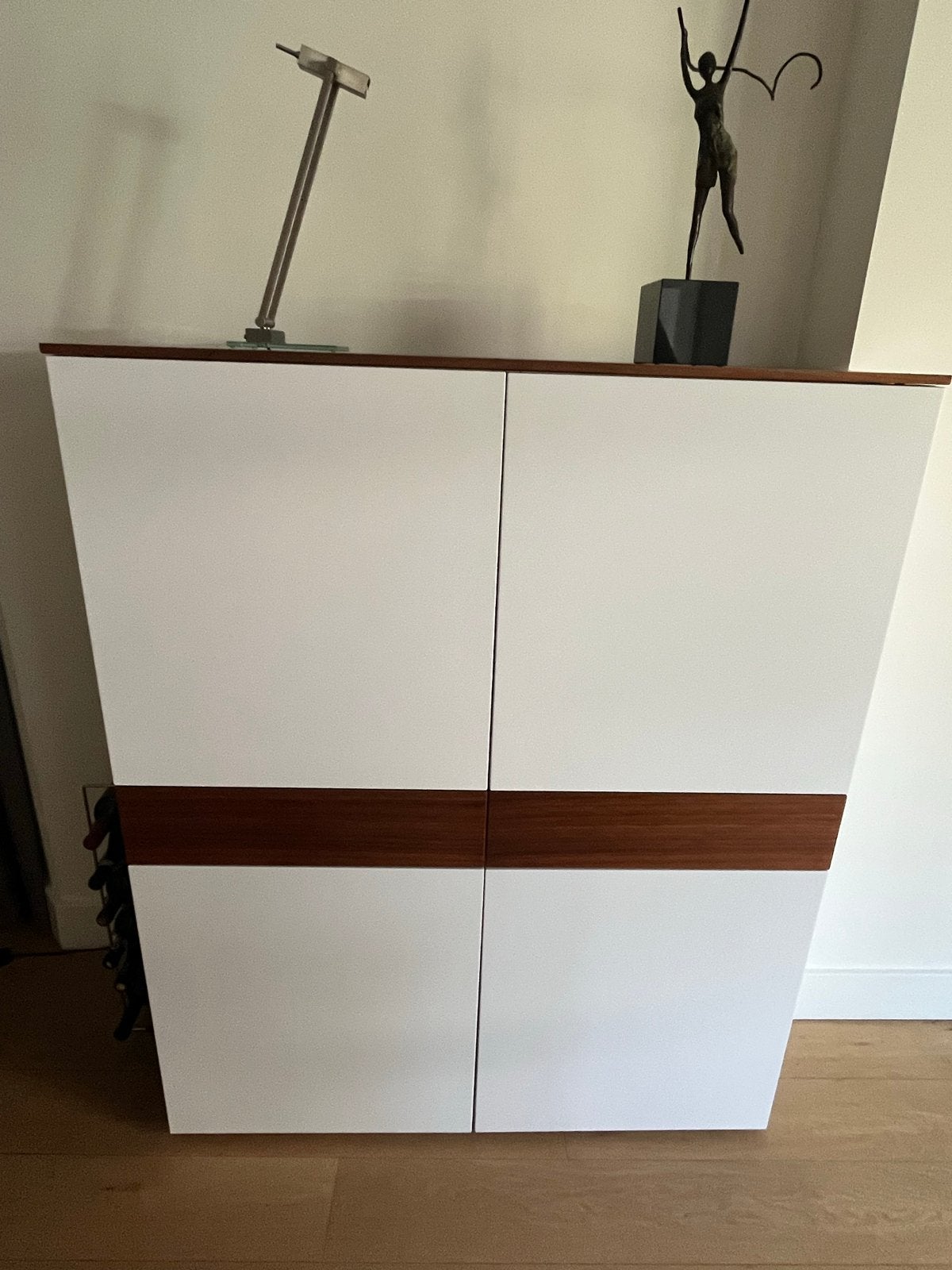 Legkast FC122 - Wit met noten fineer - 120x58x148 cm, Ophalen, 100 tot 150 cm, Zo goed als nieuw, Overige houtsoorten