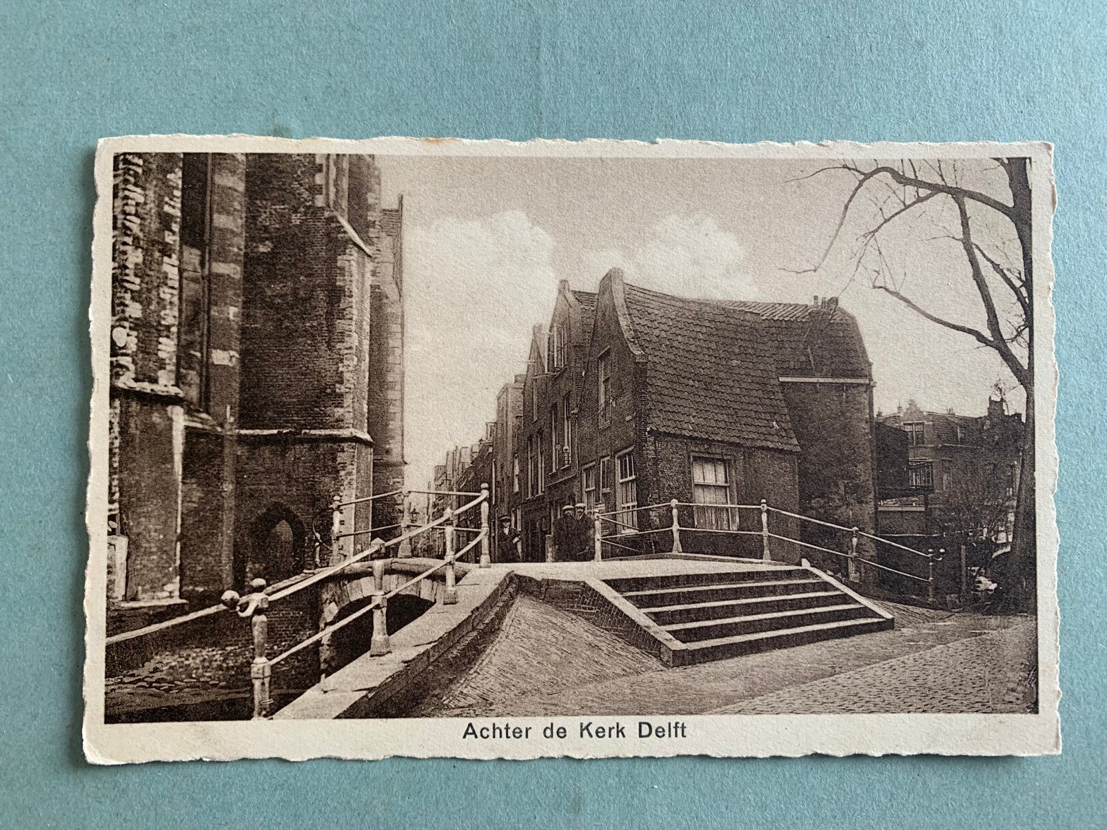1-10-1936 Delft - Achter de kerk, Ophalen of Verzenden, 1920 tot 1940, Gelopen, Zuid-Holland