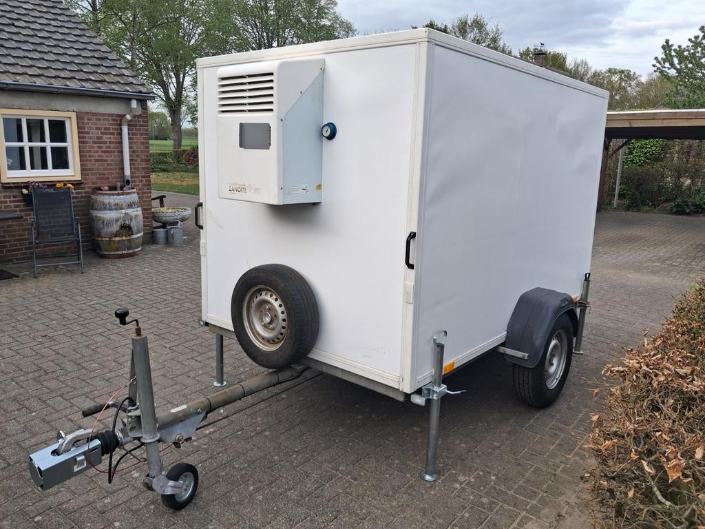 Te huur koelwagen koelaanhanger voor feesten en partyen, Ophalen of Verzenden, Nieuw, Overige
