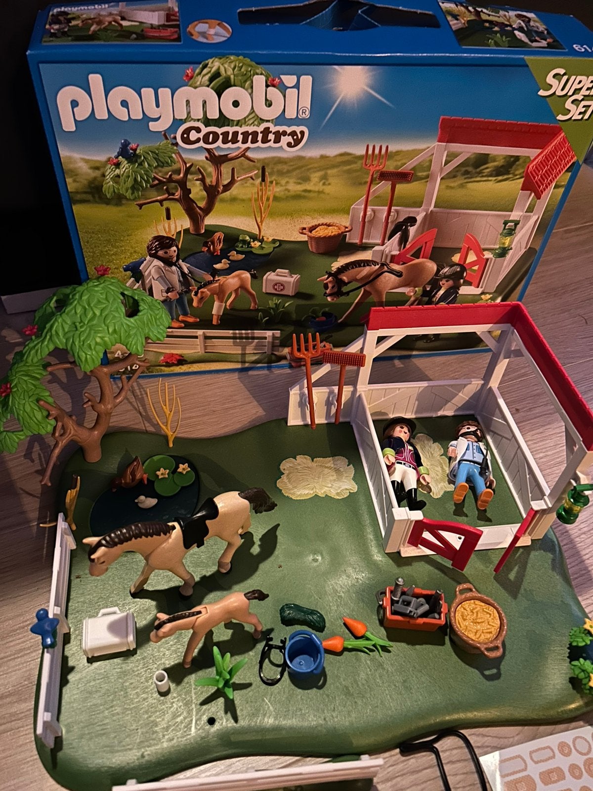 Playmobil paarden manege, Ophalen, Complete set, Overige typen, Zo goed als nieuw