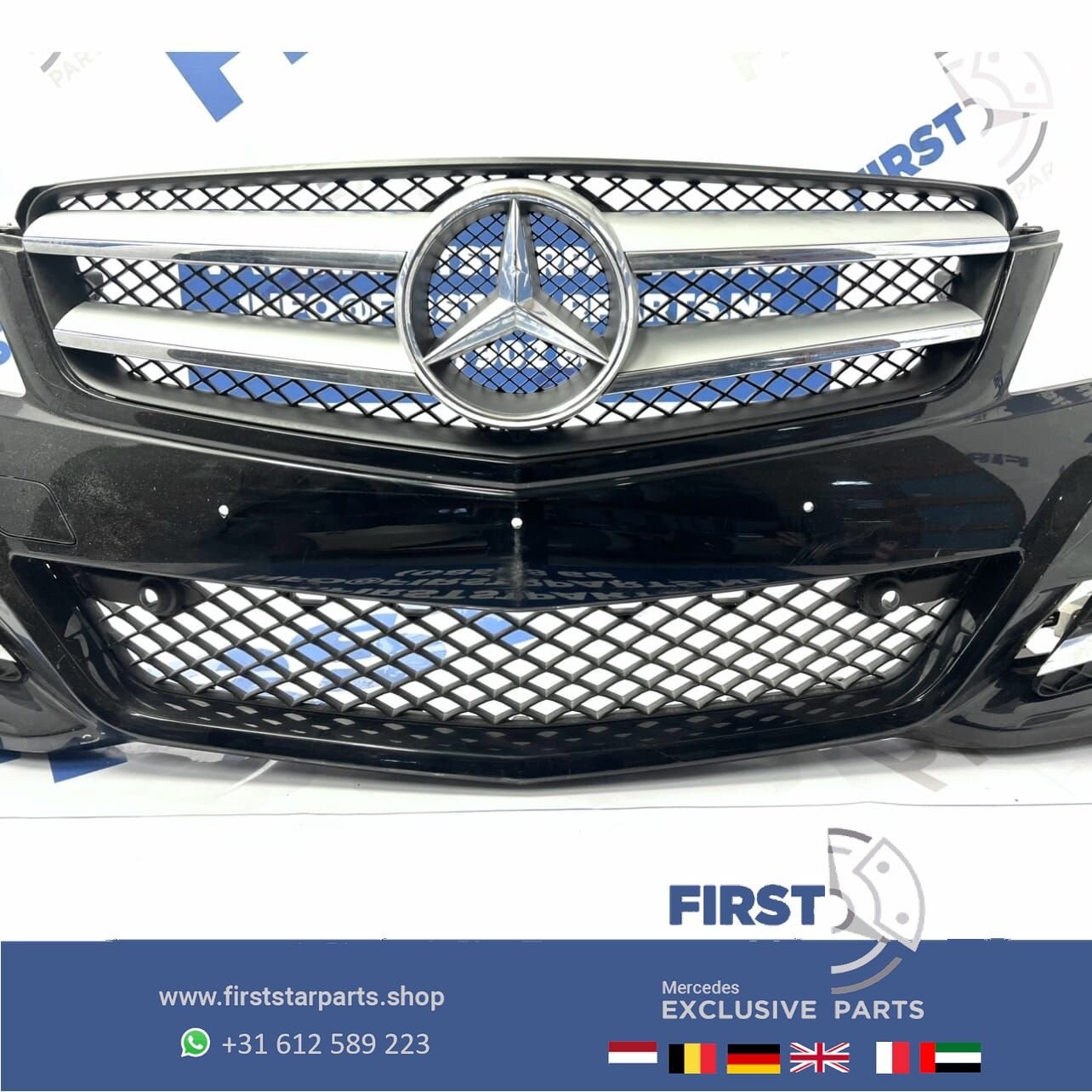 W204 C204 Mercedes C Klasse FACELIFT VOORBUMPER COMPLEET + G, Gebruikt, -, Voor, Ophalen of Verzenden