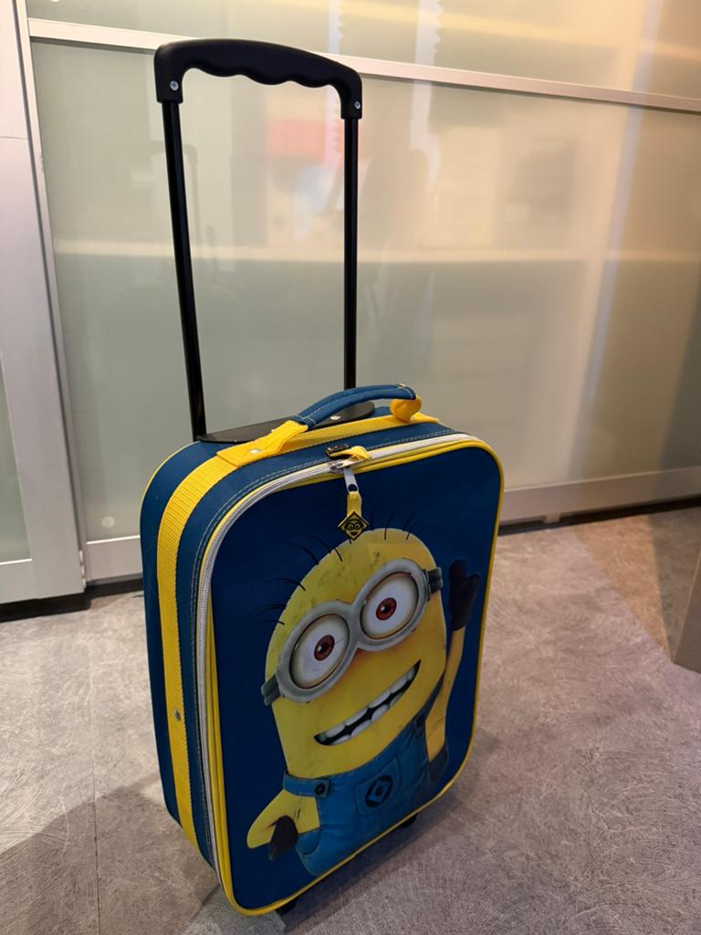 Minions kinderkoffer met wieltjes en uitschuifbaar handvat, 30 cm of meer, Blauw, Minder dan 40 cm, Ophalen of Verzenden