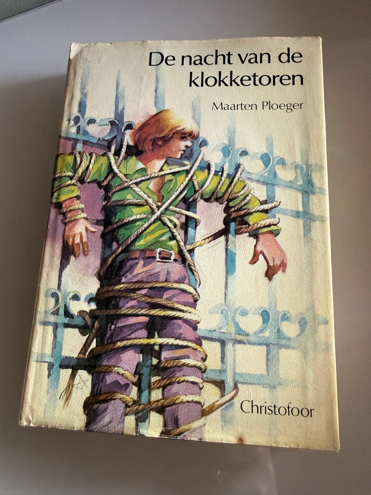 De nacht van de klokketoren - Maarten Ploeger (1979), Ophalen of Verzenden, Gelezen, Nederland