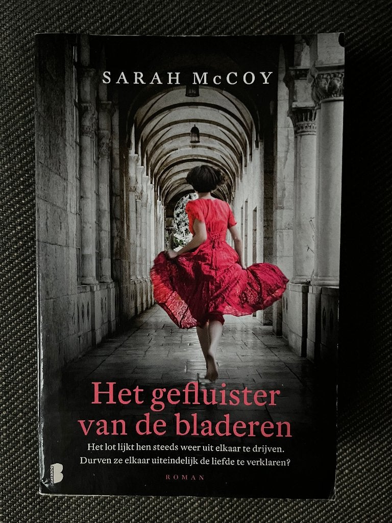 Sarah McCoy - Het gefluister van de bladeren., Ophalen of Verzenden, Gelezen, Sarah McCoy