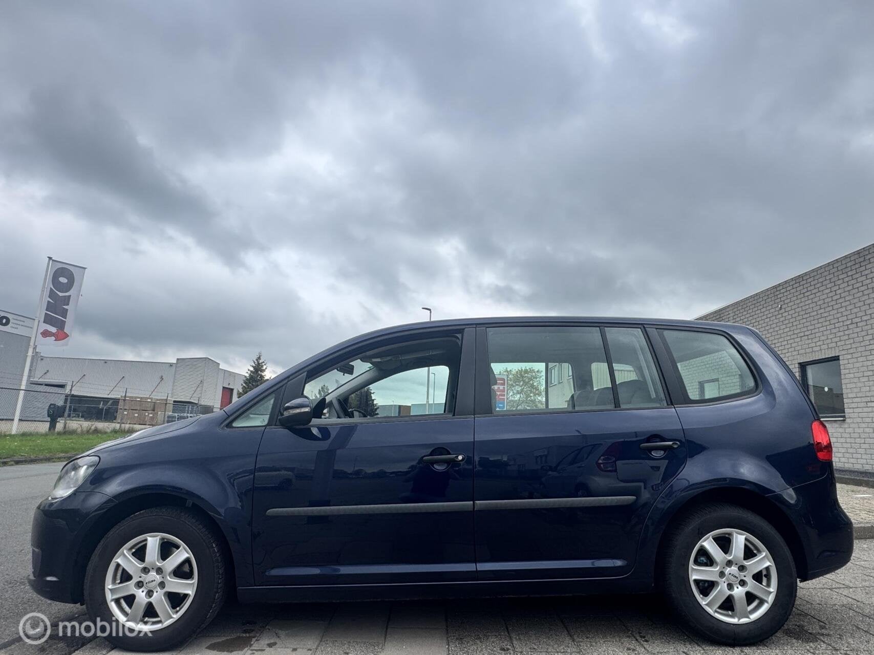 Volkswagen Touran 1.2 TSI Trendline BlueMotion|Airco APK, Auto's, Euro 5, 730 kg, 4 cilinders, Blauw