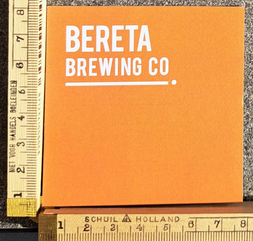 Biersticker sticker Bereta brewing co oranje Biersticker sti, Verzamelen, Stickers, Zo goed als nieuw, Overige typen, Ophalen of Verzenden