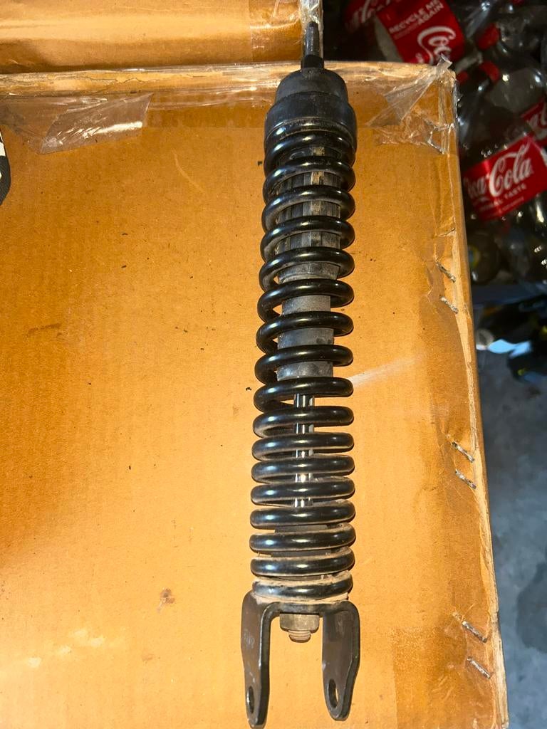 Originele Zip Achterveer 280mm & Piaggio 2T CDI, Ophalen of Verzenden, Zo goed als nieuw