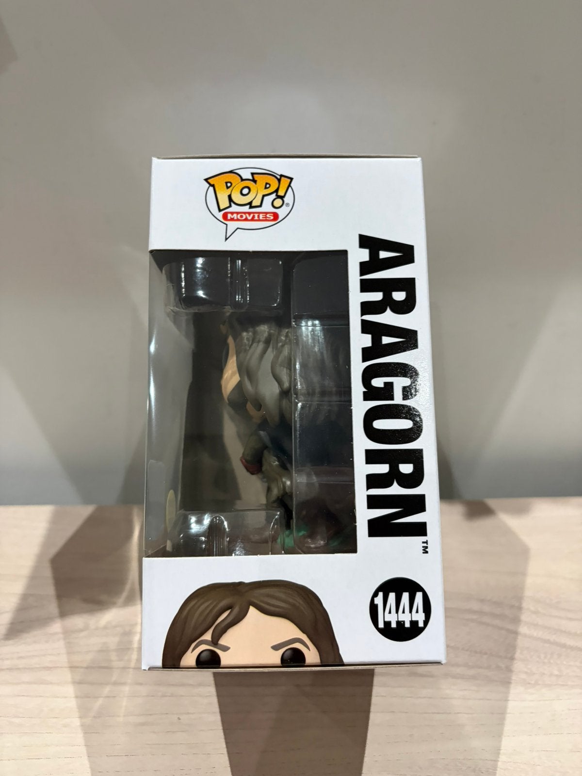 Funko Pop! Aragorn 1444 The Lord of the Rings Glow specialty, Funko Europe, Ophalen of Verzenden, Zo goed als nieuw, 4th floor, 1 Queen Caroline St, London W6 9YN, Verenigd Koninkrijk