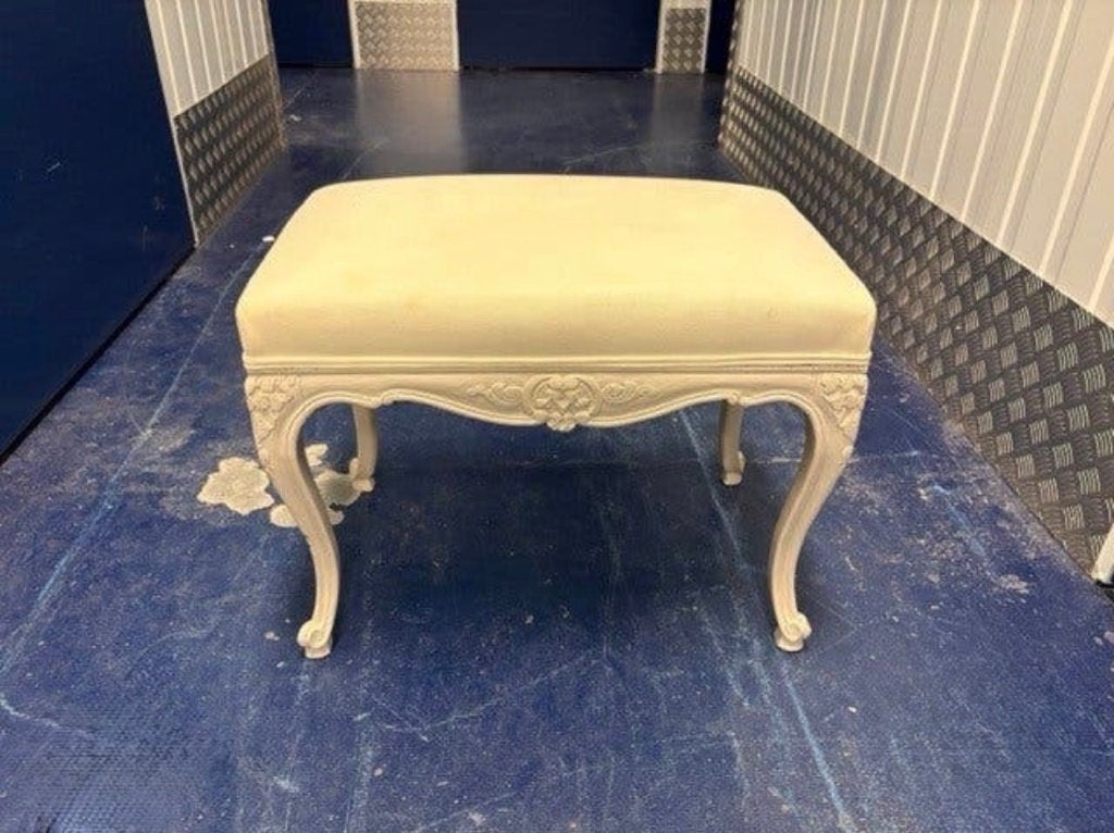 Crèmekleurige pianokruk Louis XV-stijl, Ophalen