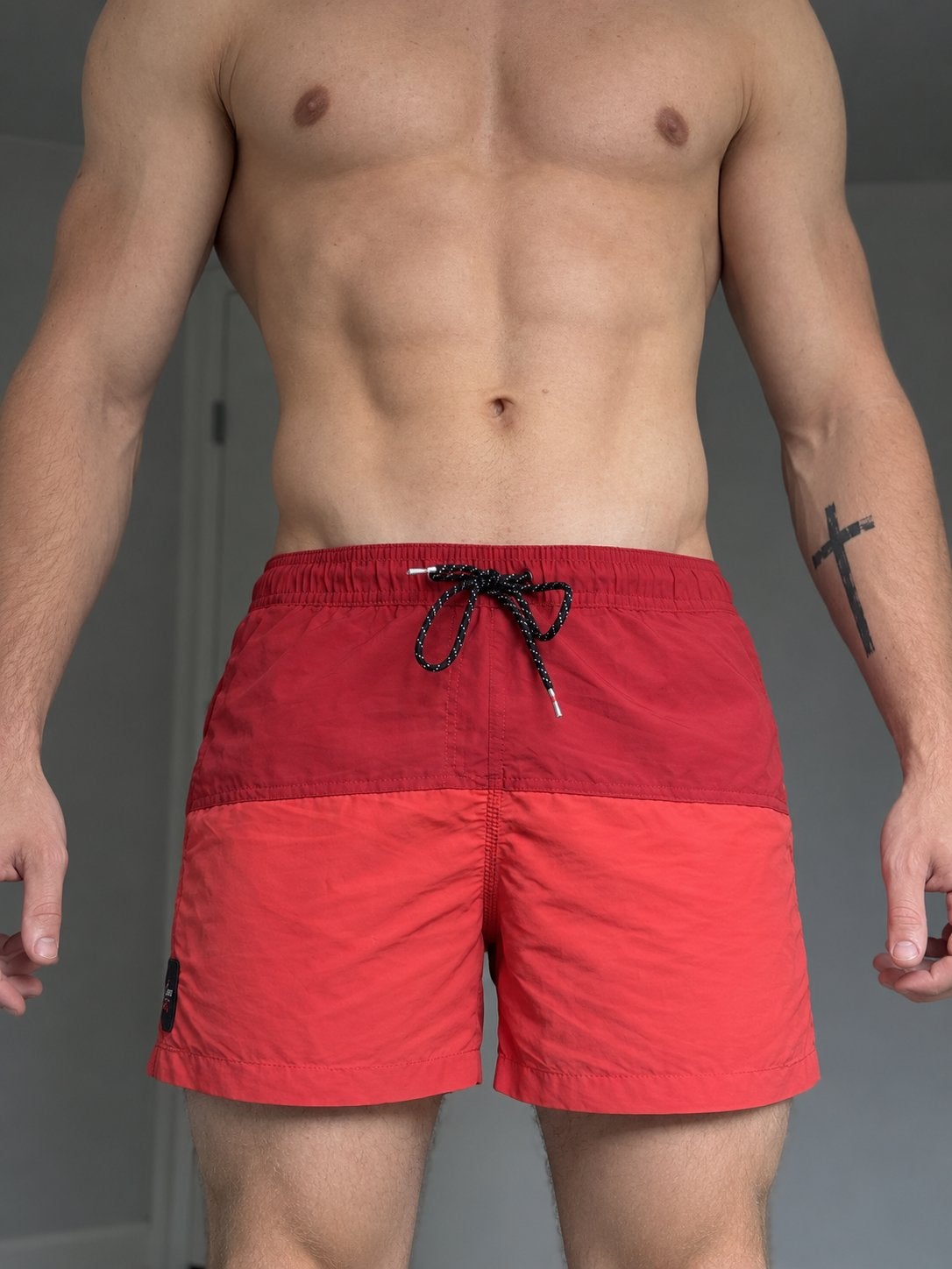 Quiksilver shorts volley zwembroek maat S rood/bordeauxrood, Ophalen of Verzenden, Maat 46 (S) of kleiner, Rood, Zwemshort