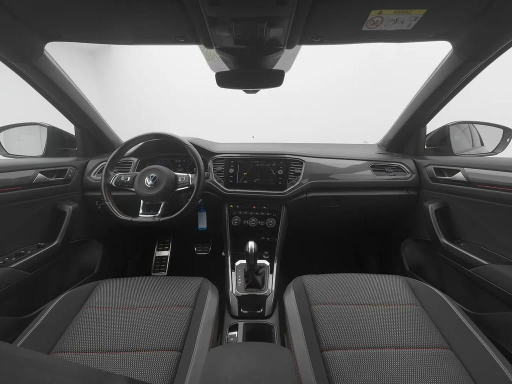 Volkswagen T-Roc € 22.800,00, Automaat, 4 cilinders, 150 pk, Leder en Stof