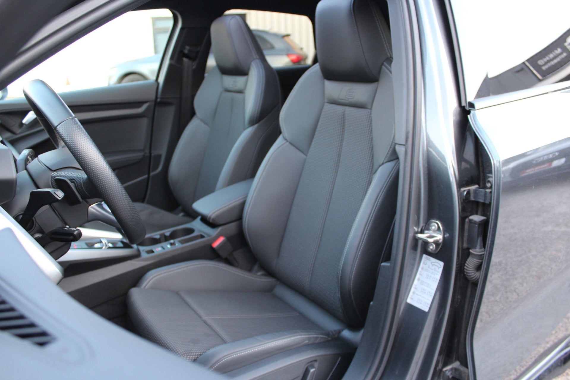 Audi A3 Sportback 40 TFSIe | 3x S-Line | Panoramadak | Memor, Auto's, Dealer onderhouden, Zwart, 4 cilinders, Leder en Stof