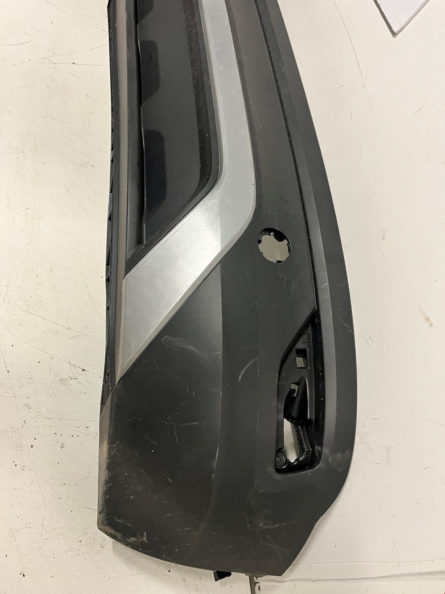 VW T CROSS DIFFUSER 2GM807521 2018-, Gebruikt, Volkswagen, Volkswagen AG, Bumper