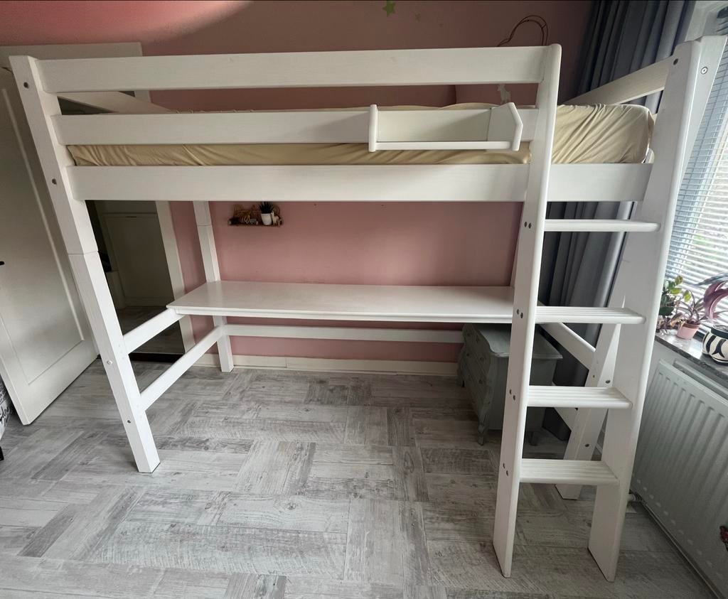 Witte Hoogslaper met bureau en extra assesoires, Ophalen, Gebruikt, 100 cm of meer, Hoogslaper of Stapelbed