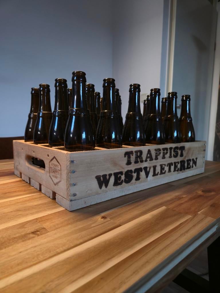 2x Leeg Krat Westvleteren Abdij Bier, Verzamelen, Biermerken, Ophalen, Gebruikt, Flesje(s), Overige merken