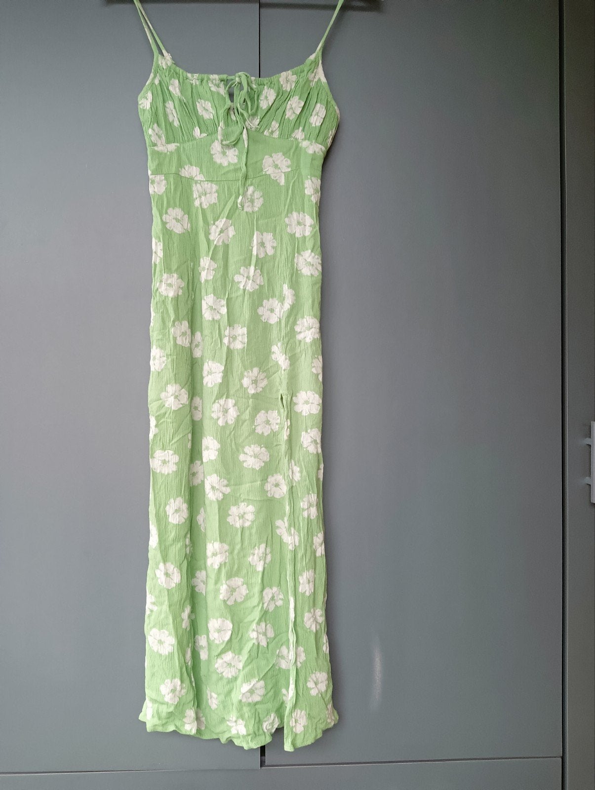Lange luchtige zomerjurk mt 34 ,groen met witte bloemen, Ophalen of Verzenden, Maat 34 (XS) of kleiner, Gedragen, C&A