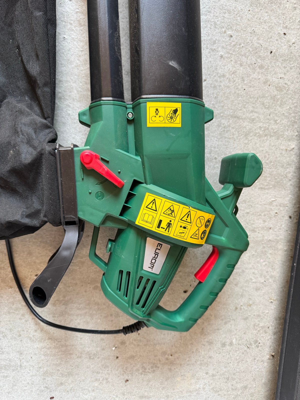 Eurom Bladblazer/Bladzuiger met Versnipperfunctie, Tuin en Terras, Bladblazers, Ophalen, Gebruikt, Handgedragen, Met opvangzak
