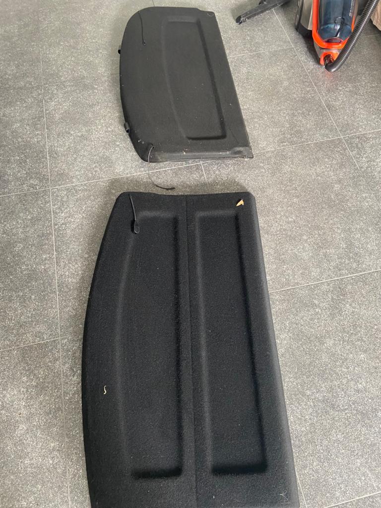 Hoedenplank in zeer nette staat peugeot 5008 en opel Astra, Auto-onderdelen, Interieur en Bekleding, Ophalen of Verzenden, Peugeot