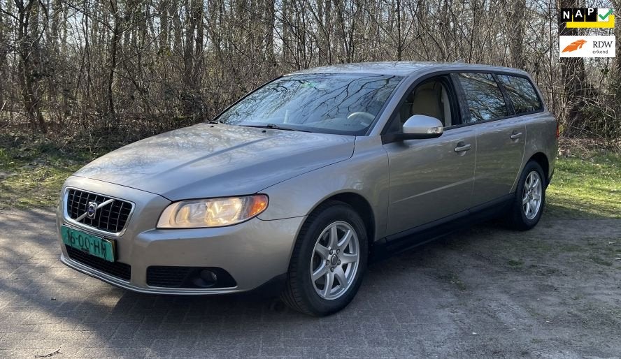 Volvo V70 2.0D Kinetic Nieuwe APK Inruil is mogelijk, Auto's, Volvo, Voorwielaandrijving, 136 pk, Gebruikt, 4 cilinders