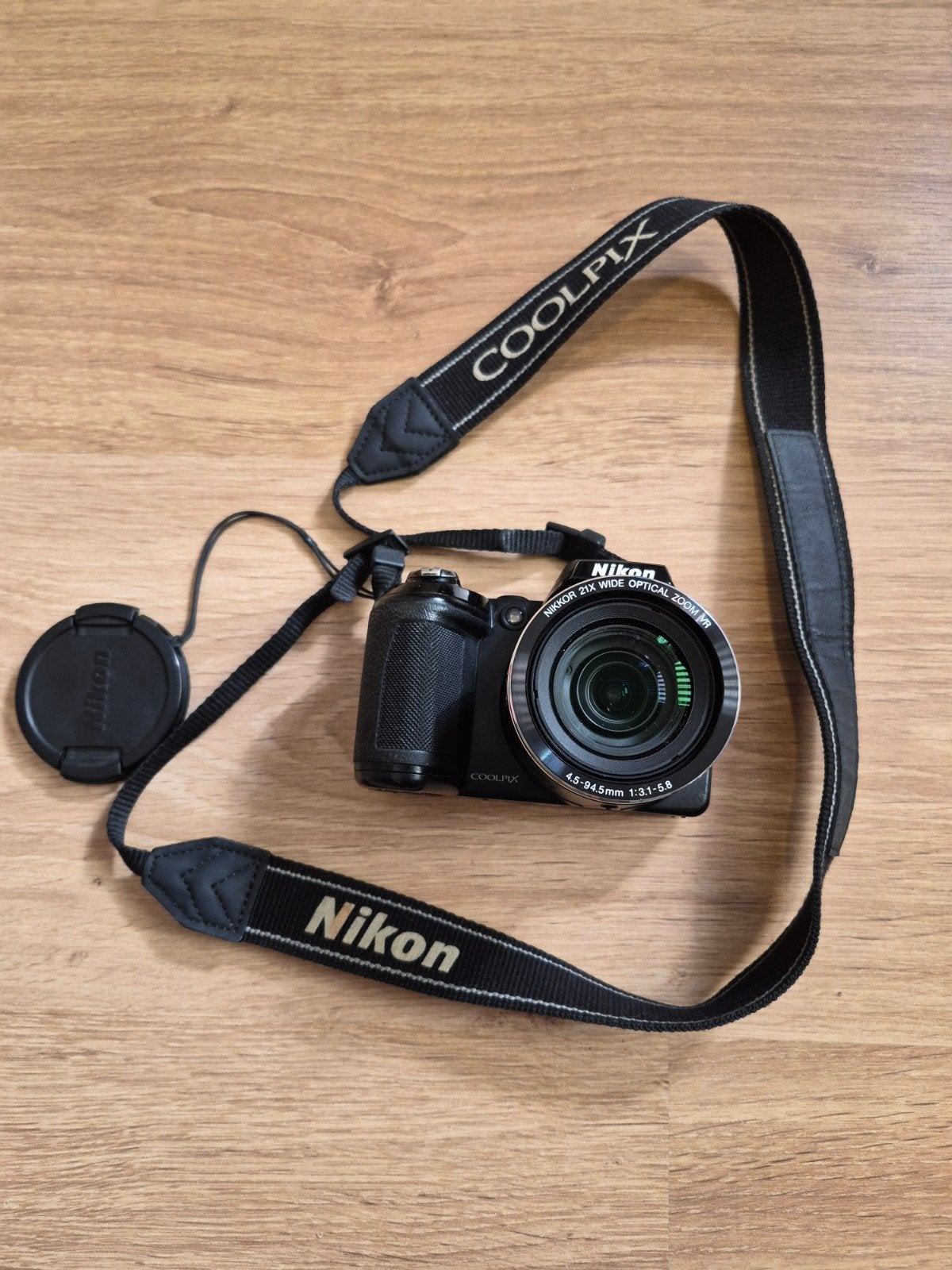 Te koop NIKON Coolpix L120, Ingebouwde flitser, 141 megapixels, Ophalen of Verzenden, Zo goed als nieuw