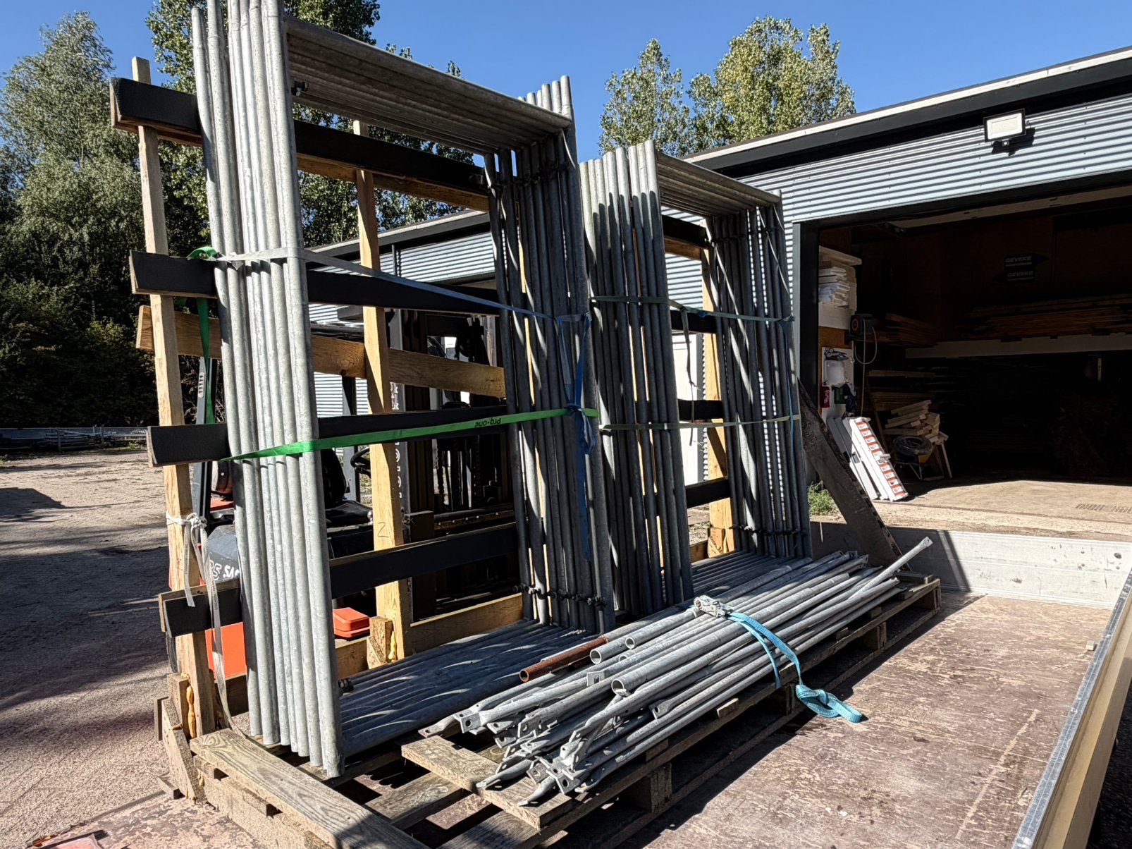 Steiger voor gevelwerkzaamheden - Gebruikt, Ophalen, Gebruikt, Gevelsteiger, 5 meter of hoger