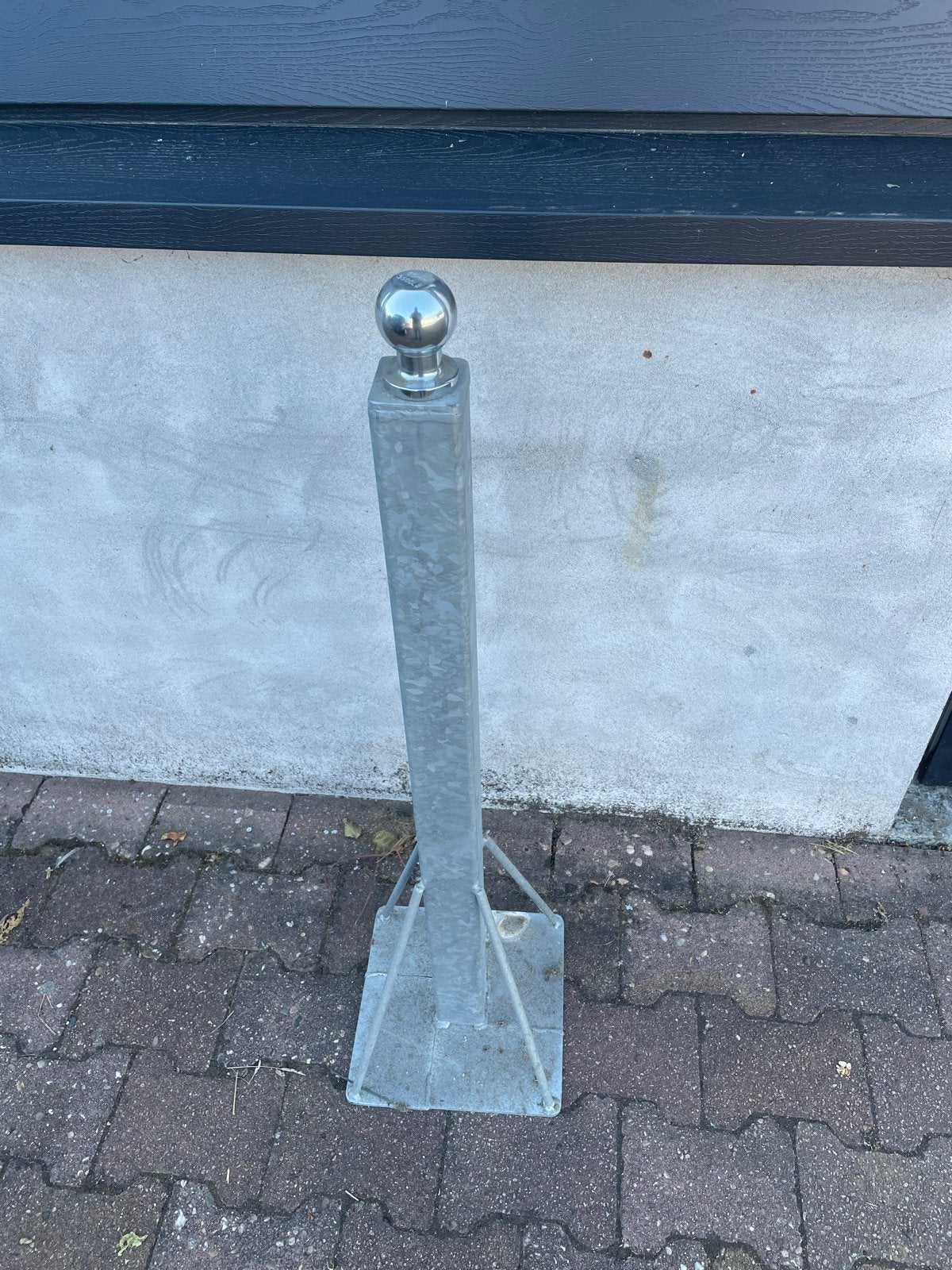 Verzinkte paal met bol of kogel voor aanhanger aanhangwagen, Ophalen, Gebruikt