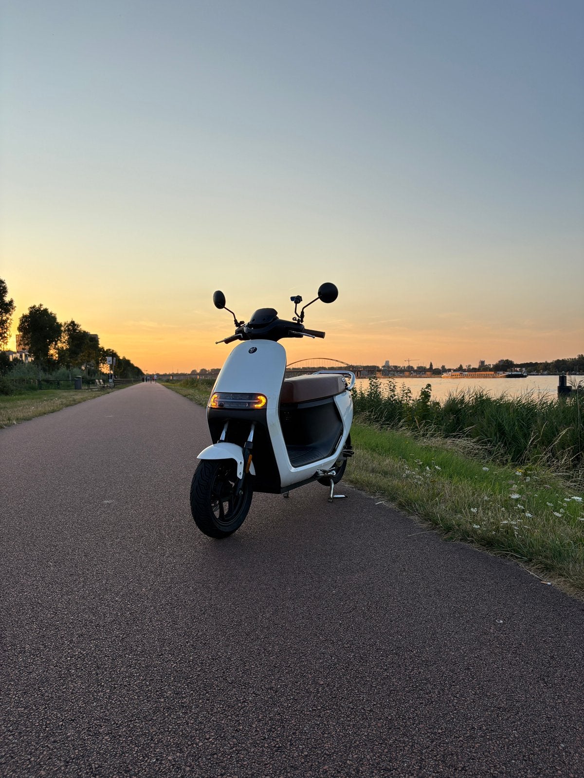 Segway E125S, Ophalen, Maximaal 45 km/u, Zo goed als nieuw, 1 versnellingen