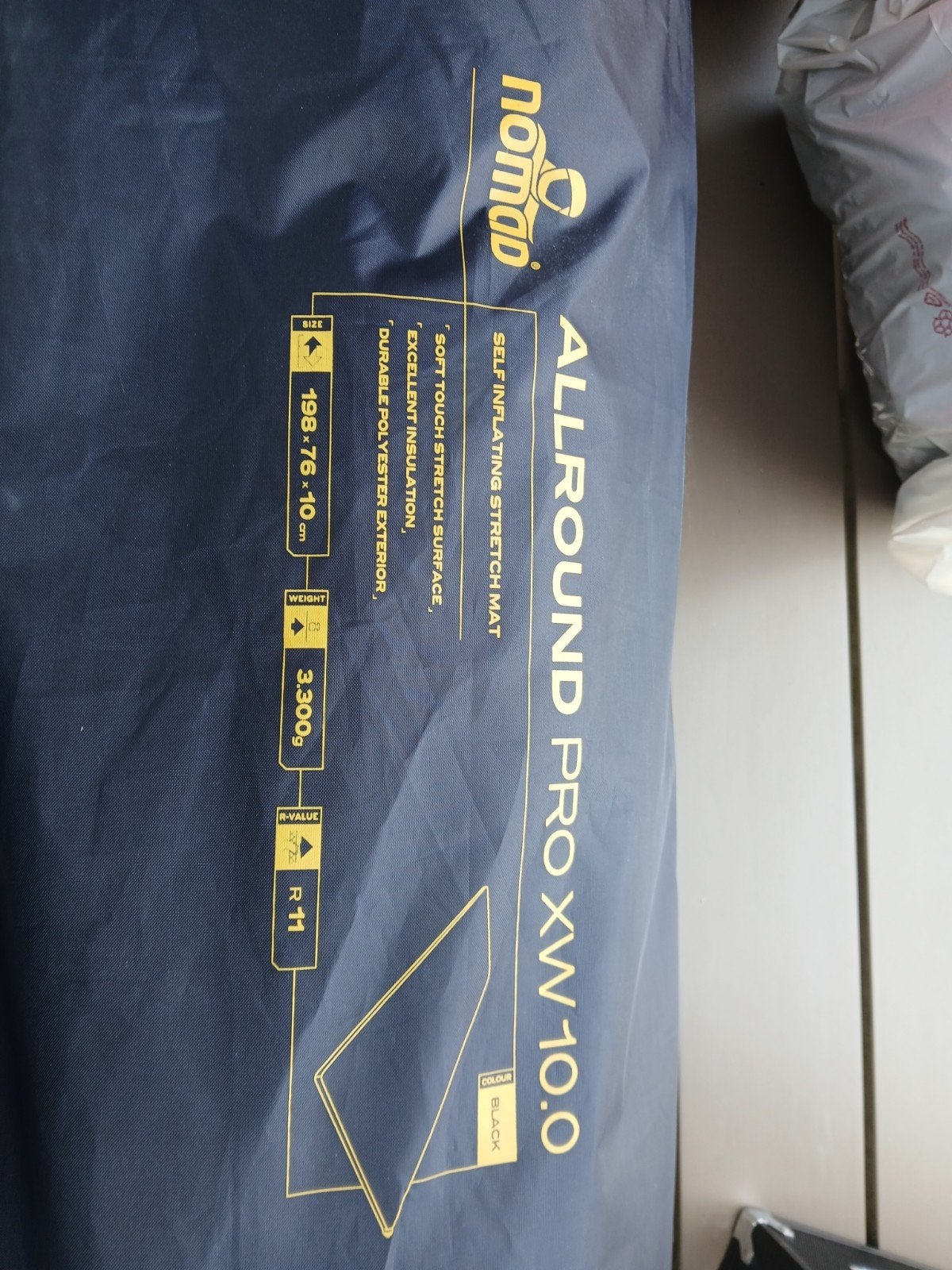 Nomad zelf opblaasbare luxe slaapmat. Als nieuw!, Ophalen, Zo goed als nieuw, 1-persoons