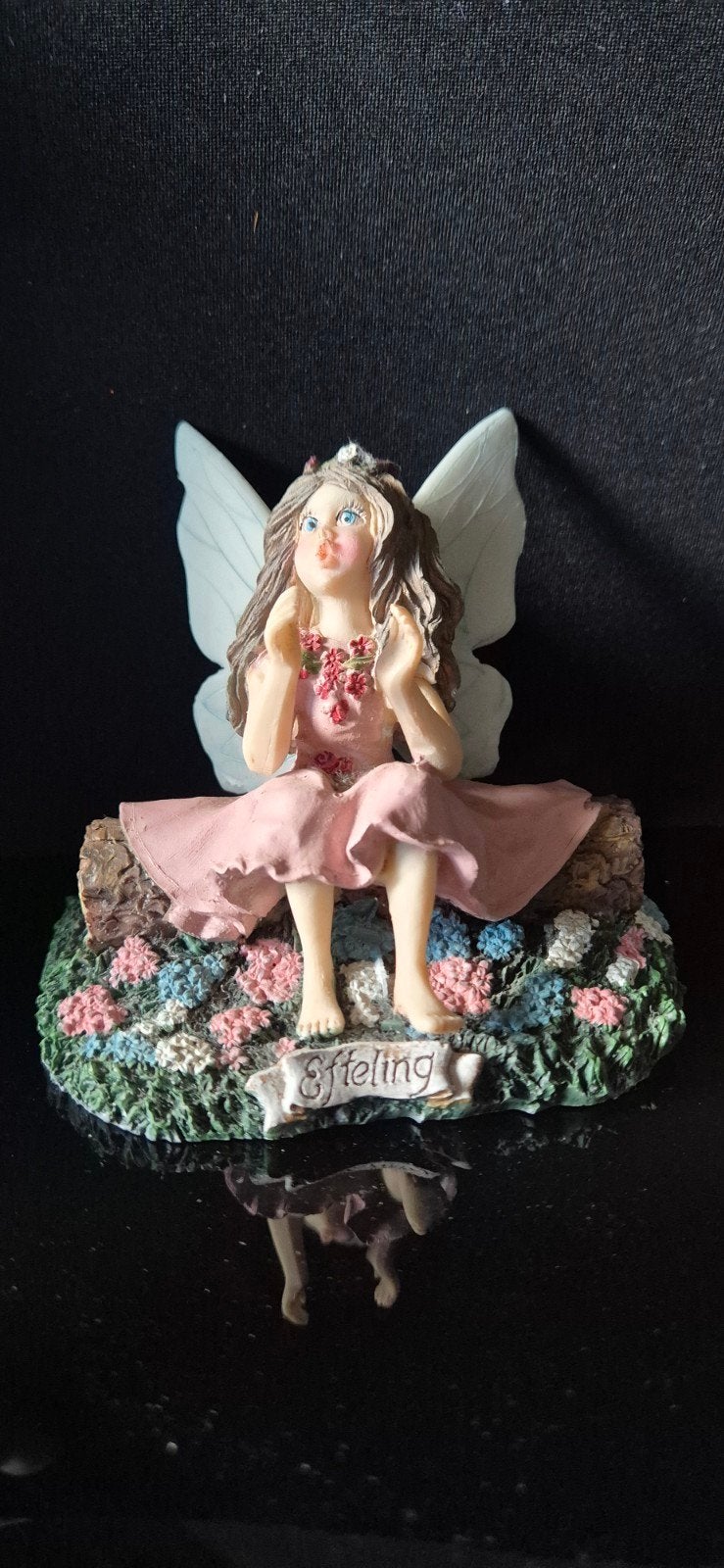LuVille Efteling kerstdorpminiatuur elfje 11 x 9 x 8,5 cm, Verzamelen, Ophalen of Verzenden, Zo goed als nieuw, Beeldje of Poppetje