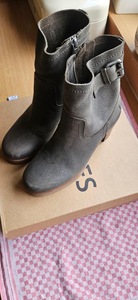 Nieuwe Shabbies enkellaarsjes olijfgroen, maat 36, Kleding | Dames, Schoenen, Shabbies, Lage of Enkellaarzen, Nieuw, Ophalen of Verzenden