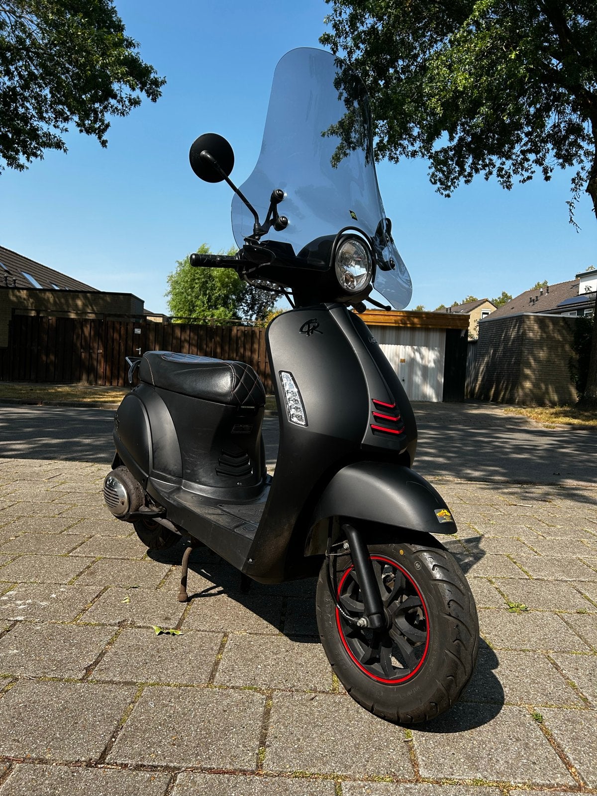 GerRay Xi Scooter - Mat Zwart - 25km/u, Gebruikt, Benzine, Ophalen, Overige merken