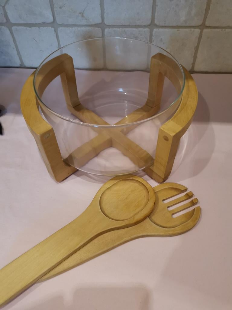 Saladeschaal in houder, Ophalen of Verzenden, Zo goed als nieuw