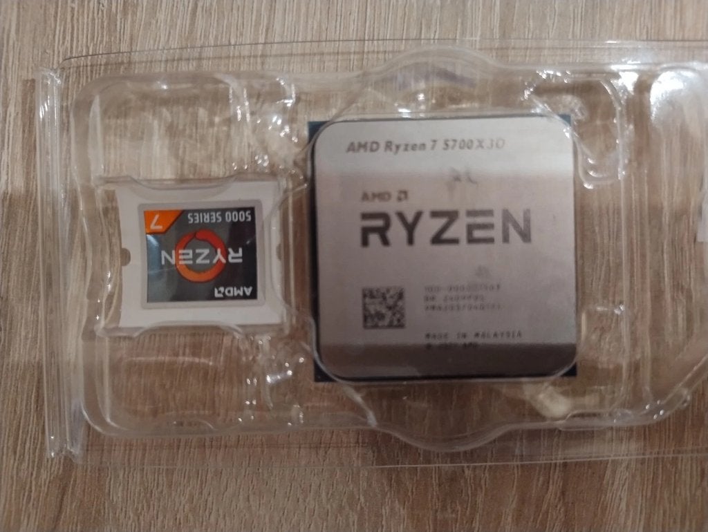 AMD Ryzen 7 5700X3D AM4 CPU 8-core 96MB L3 Cache OVP, Computers en Software, Processors, Ophalen of Verzenden, 8-core, 3 tot 4 Ghz