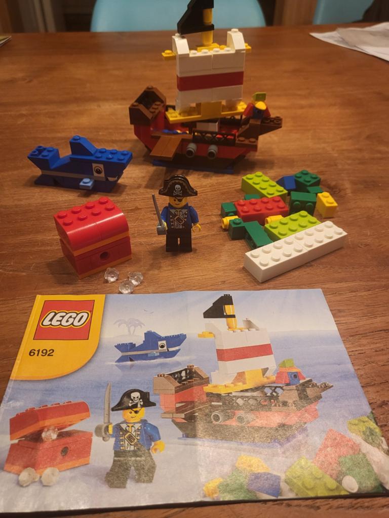 LEGO Creator 6192 Piratenschip compleet, Ophalen of Verzenden, Zo goed als nieuw