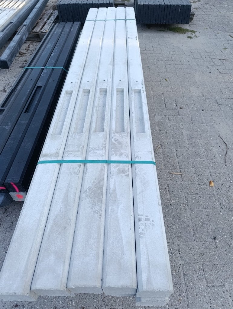 Gecoate betonpalen- Antraciet-grijs en lichtgrijs, Ophalen, Overige materialen, 1 tot 2 meter, Minder dan 3 meter
