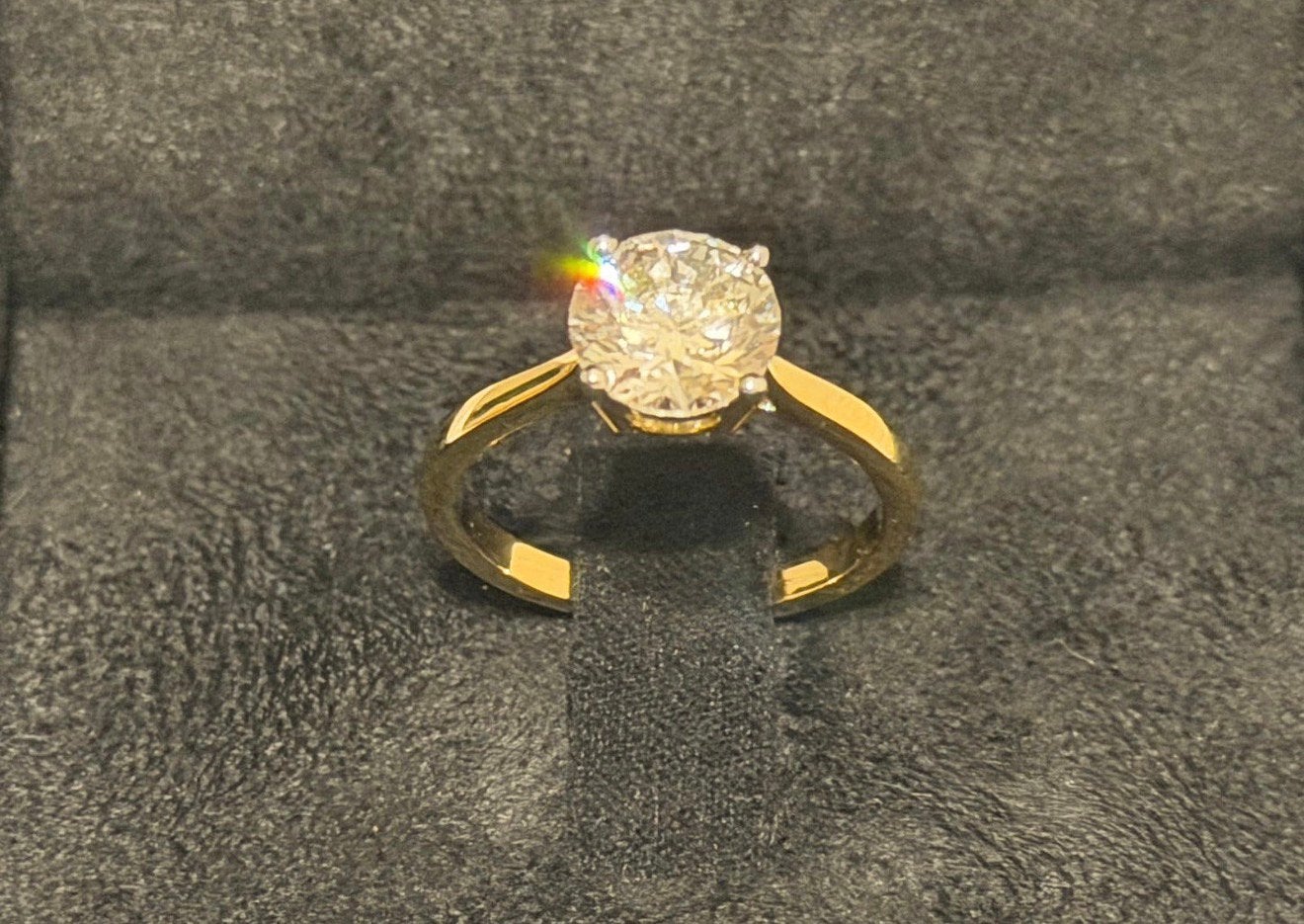 Gouden ring met VS1 diamant van maar liefst 2.00 karaat!, Sieraden, Tassen en Uiterlijk, Ringen, Nieuw, Ophalen of Verzenden, 17 tot 18