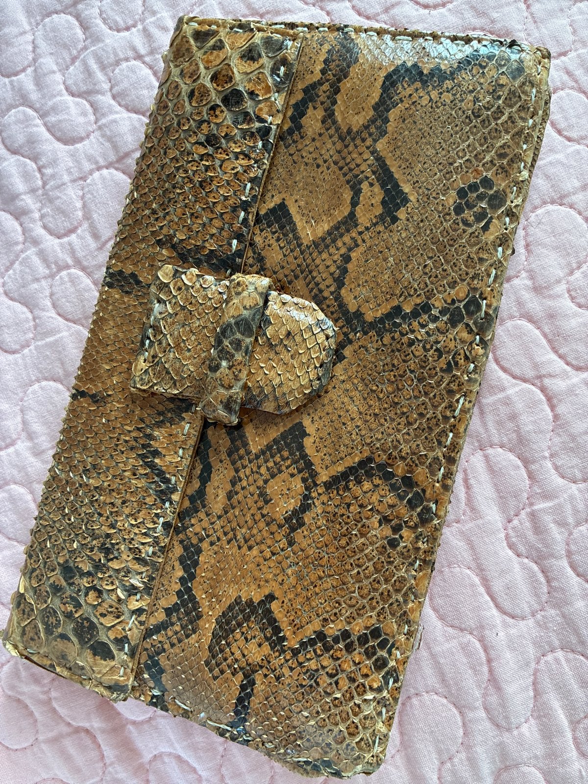 Vintage Slangenleren Clutch met Bijzondere Sluiting, Sieraden, Tassen en Uiterlijk, Tassen | Damestassen, Ophalen of Verzenden