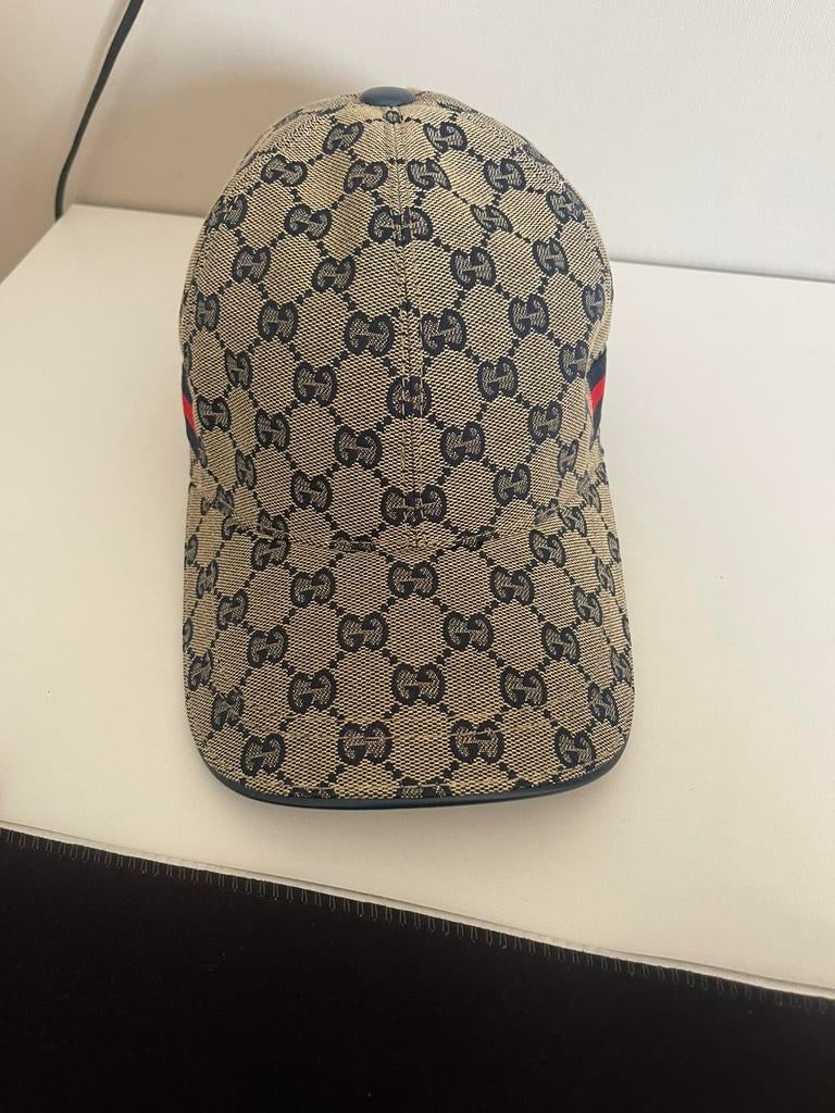 Gucci pet, Verzenden, Zo goed als nieuw, 57 cm (M, 7⅛ inch) of minder, Pet