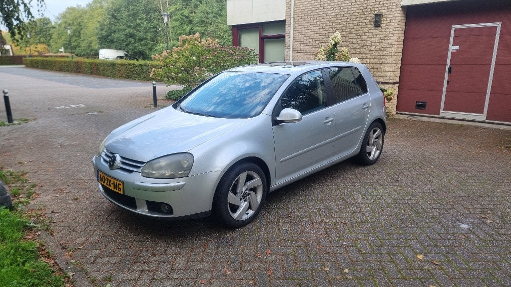 Volkswagen Golf 1.6 75KW MPI 2007 Grijs Clima Cruise Pdc, Auto's, Voorwielaandrijving, 4 cilinders, 620 kg, Handgeschakeld