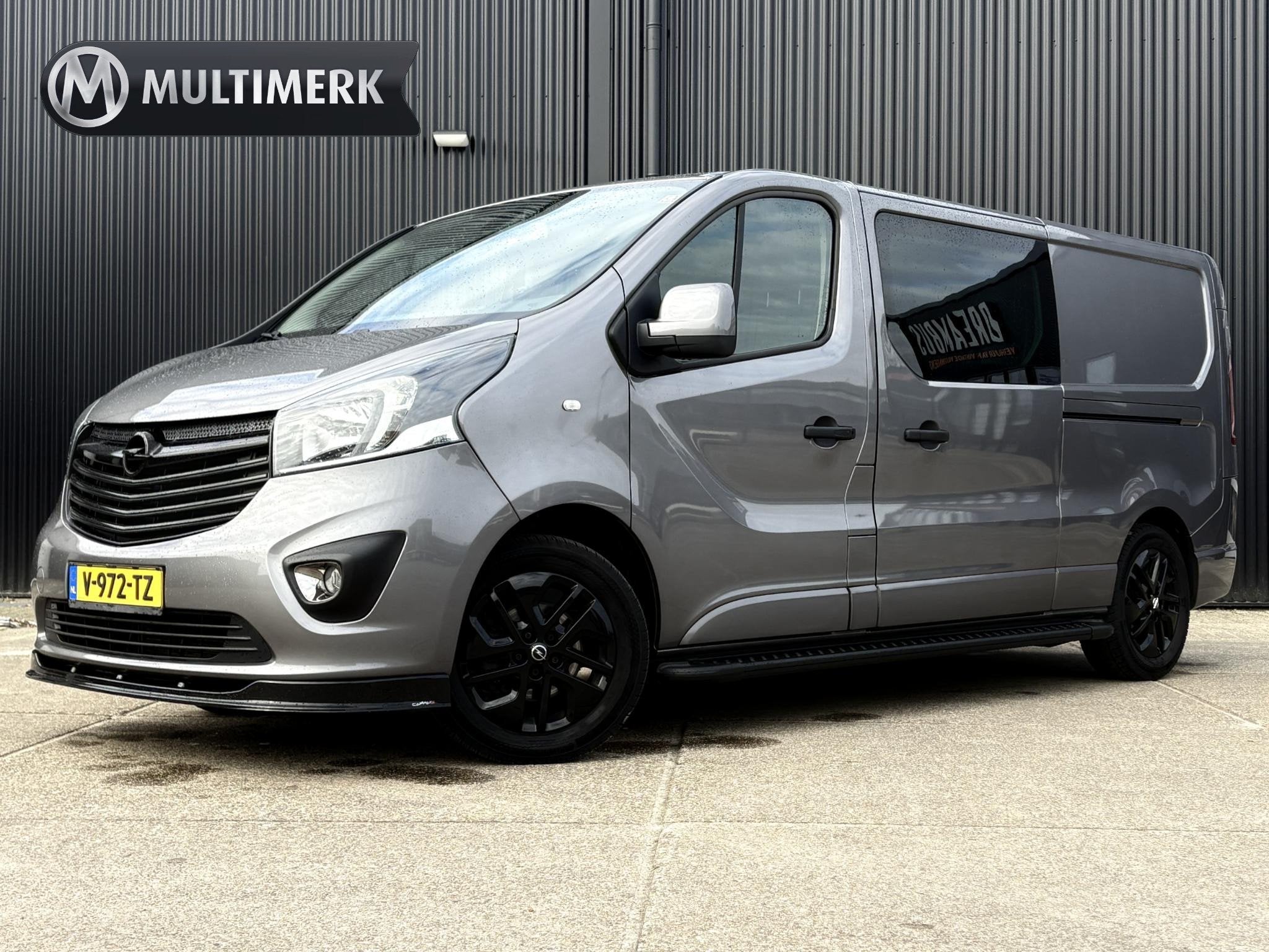 Opel Vivaro 1.6 CDTI 125pk L2H1 DC SPORT MARGE | 2x schuifde, Voorwielaandrijving, Gebruikt, 2000 kg, Origineel Nederlands