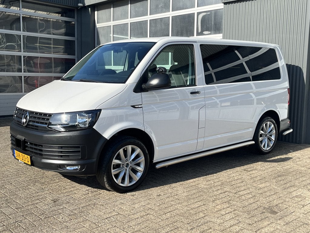 Volkswagen Transporter Kombi 2.0 TDI L1H1 BTW EN BPM VRIJ! A, Auto's, Volkswagen, Stof, Gebruikt, 150 pk, 2500 kg