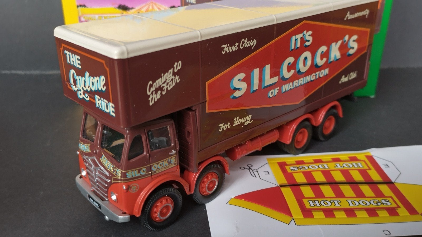 Foden Closed Truck Silcock Fun Fair Showmans 1:50 Corgi Pol, Corgi, ., Nieuw, Ophalen of Verzenden